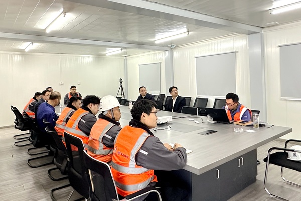 会议现场.jpg